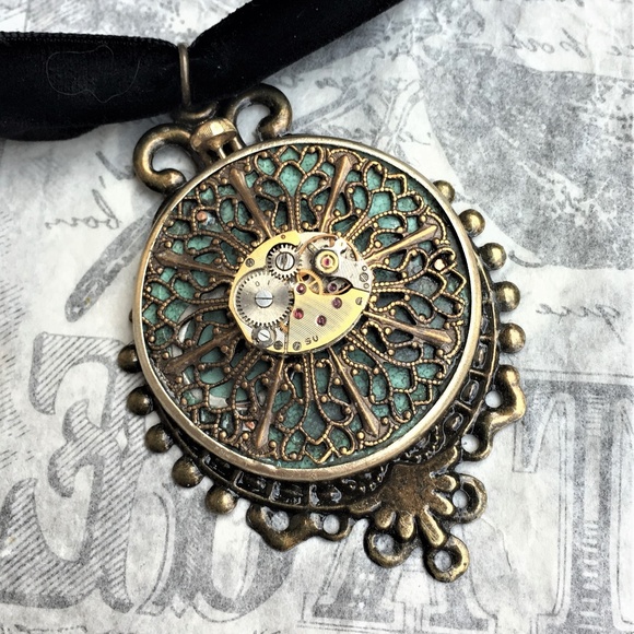 Victorian Handmade Necklace - Picture 4 of 4